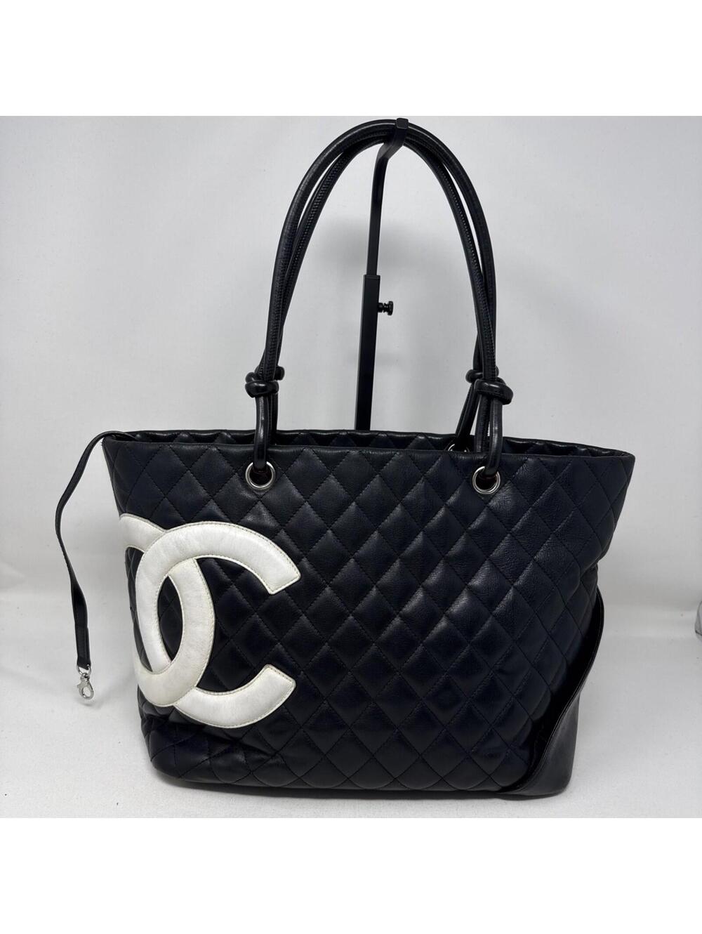 Chanel Womens Leather Interlocking CC Quilted Large Ligne Cambon Tote Bag Black